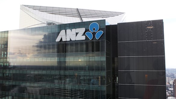 Giles Borten's departure comes as Mark Whelan, head of institutional banking at ANZ, outlined his roadmap for the division. 