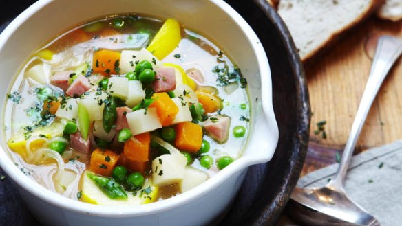 Quick ham and vegetable soup.