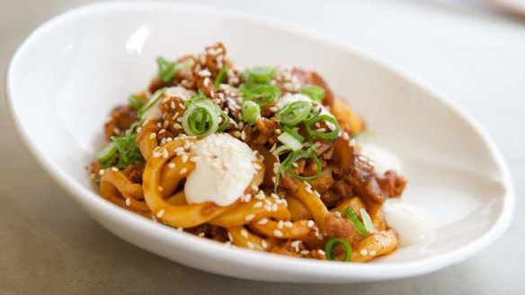 Udon noodles with pork and chilli.