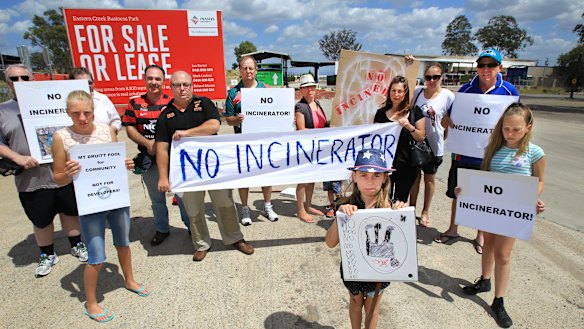 Residents protest against plans for a giant incinerator west of Sydney.