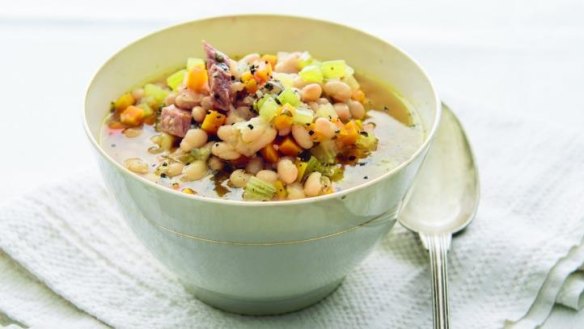 Weeknight navy bean and ham soup.