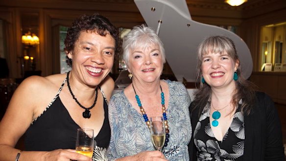 Stephanie Alexander with daughters Lisa Montague and Holly Alexander.