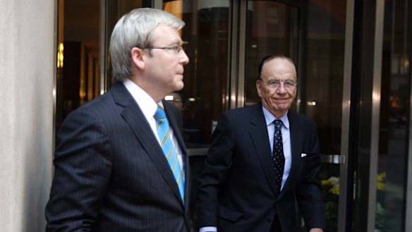 Kevin Rudd and Rupert Murdoch after a meeting in 2007.