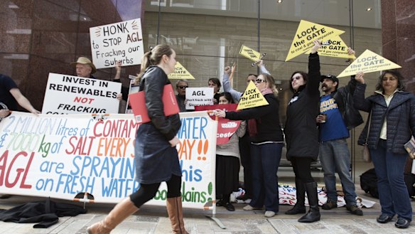 Anti-CSG protesters at AGL's Sydney headquarters.