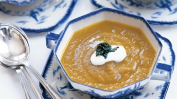 Spiced carrot soup with yoghurt & mint