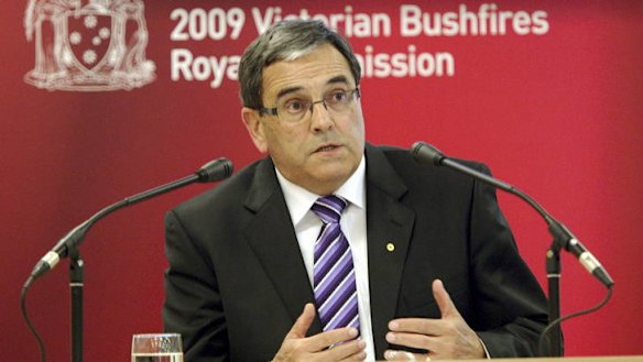 Bushfire burnoff goal 'needs review'