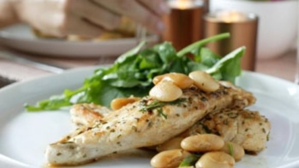 White beans and mint with lemony chicken