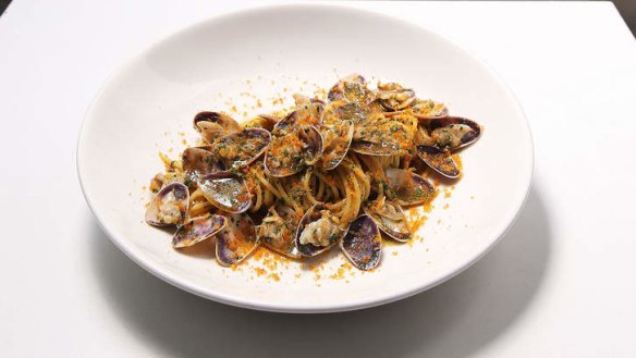 Bringing a touch of summer: spaghetti alle vongole.