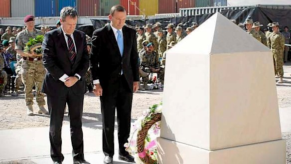Prime Minister Tony Abbott and Opposition Leader Bill Shorten laid wreaths during the Recognition Ceremony in Tarin Kowt.
