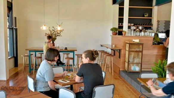 Short Round's bright, airy dining room.