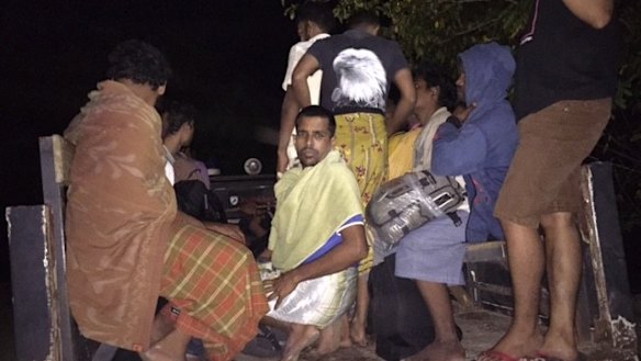 Asylum seekers are evacuated to Rote.