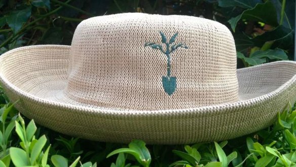 Open Gardens Australia sells women's knitted hats.