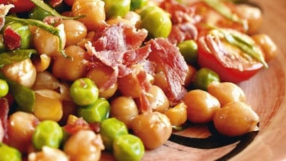 Chickpea salad with crisp-fried prosciutto