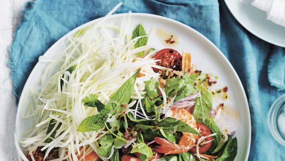 King prawn and green pawpaw salad with nam jim dressing.