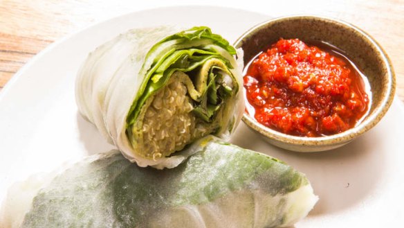 Rice paper rolls filled with spinach and coconut pancake, and quinoa.