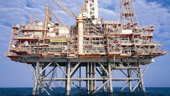 Australian oil rig first in the world to be powered by batteries
