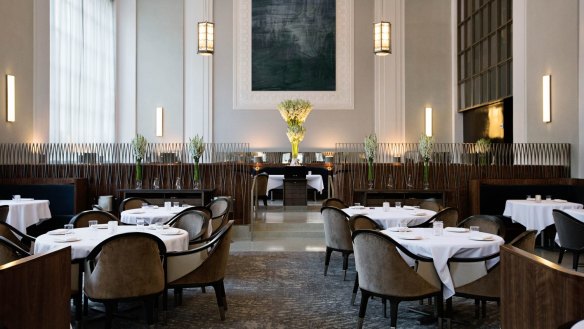 New York fine diner Eleven Madison Park is dropping animal products from its menu.