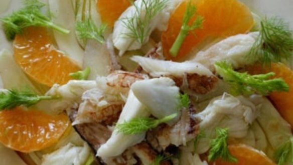 Crab, mandarin and fennel salad