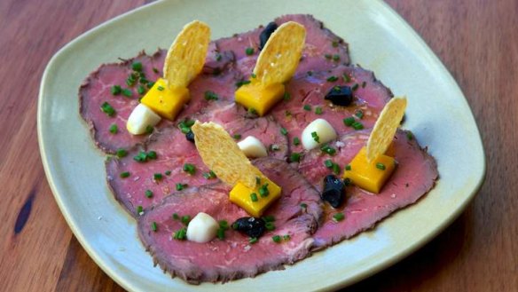 Clever dish: Roast beef with garlic, potato wafers and horseradish custard.