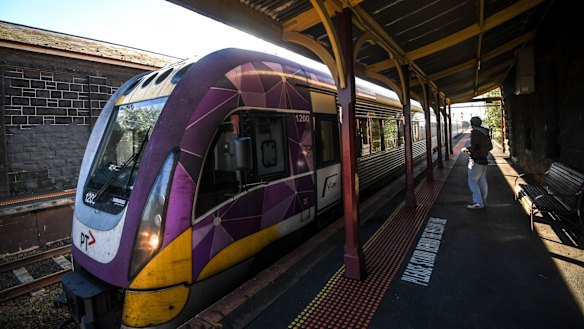 2019 Federal budget has earrmarked the Geelong/Melbourne Vline train line for an upgrade. 