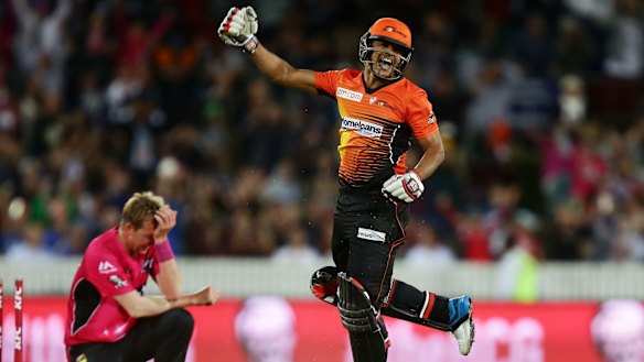 Narrow escape: Yasir Arafat celebrates as Brett Lee is distraught.