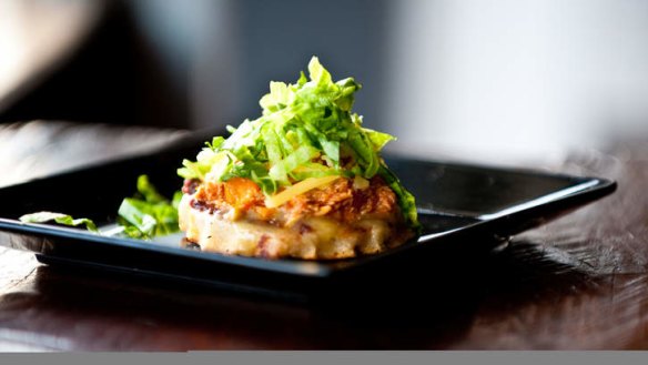 Chicken sopes are a signature at Los Hermanos.