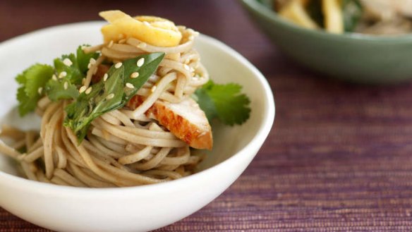 Earthy and refreshing: Soba noodle salad.