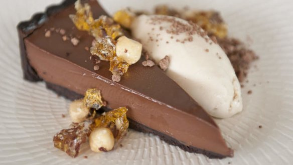 Chocolate tart and hazelnut cream.