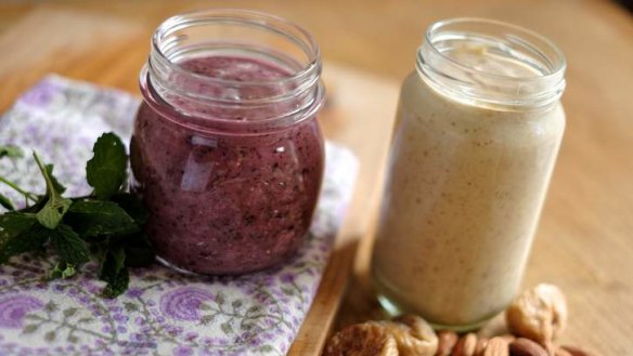 A super nutritious breakfast to go: Mint and blueberry smoothie, and creamy fig and almond smoothie.