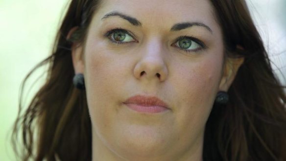 Greens Senator Sarah Hanson-Young: "The Abbott government's desperation to cover up the incident that occurred on their watch gives little confidence that the Manus Island gulag will improve."