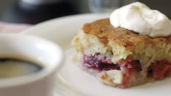 Old-fashioned winter puddings: Rhubarb sponge pudding.