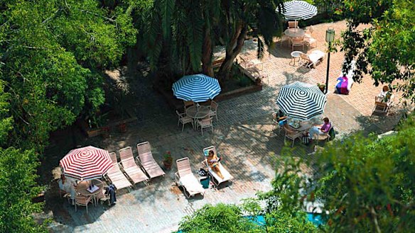 Celebrity hang out ... the pool at Chateau Marmont.