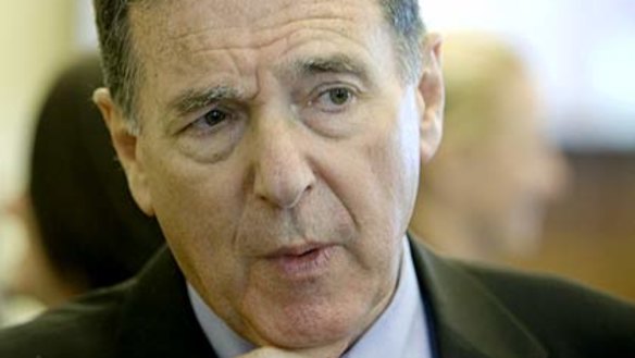 Graeme Samuel ...  Blind trusts require blind faith in his business partners.