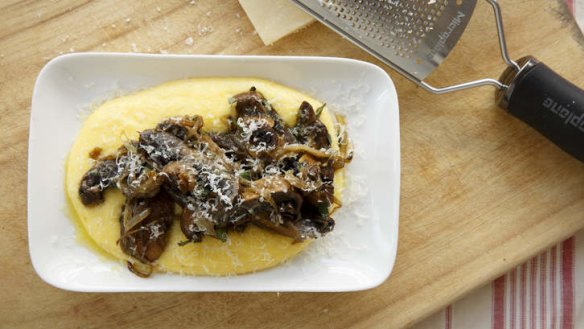 Simple, easy comfort food: Polenta and mushrooms.