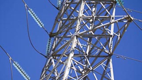 Households could save more than $500 by switching retailers, a Queensland Competition Authority report revealed.