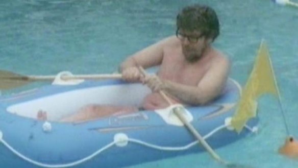 Rolf Harris in the TV show <i>Star Games</i>, shot in Cambridge in 1978.