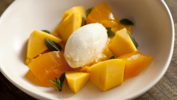 Mango - the taste of summer.