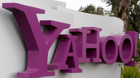 Yahoo! to get new logo in overhaul