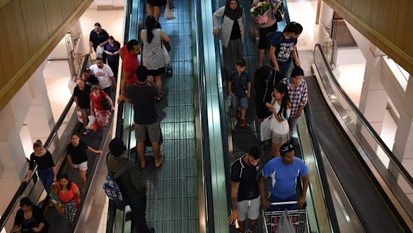 More than 20,000 shoppers complained to the Australian Competition and Consumer Commission about consumer guarantees in 2016, despite the ACCC being unable to take action on their behalf.