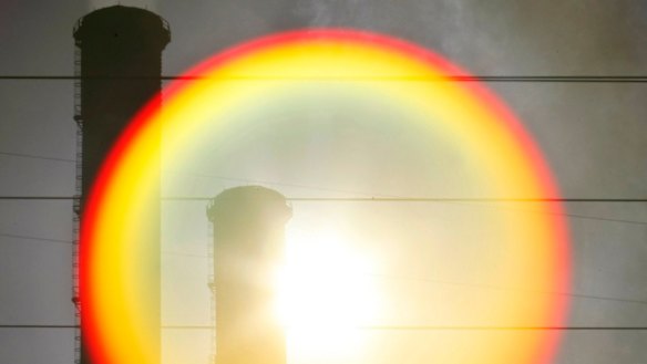 A record-breaking high in the March 2018 summer quarter is forecast to be the peak for energy bills.