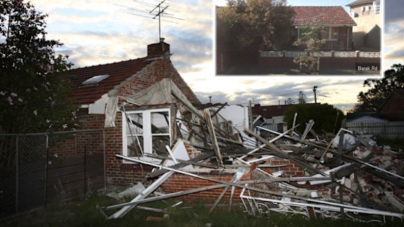 Main picture: The Barack Road site in Port Melbourne after the home was illegally demolished last year. Inset: A Google Maps image of how the home had looked prior to demolition.