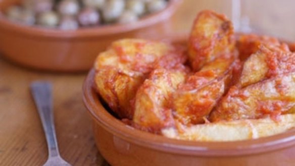 Patatas bravas