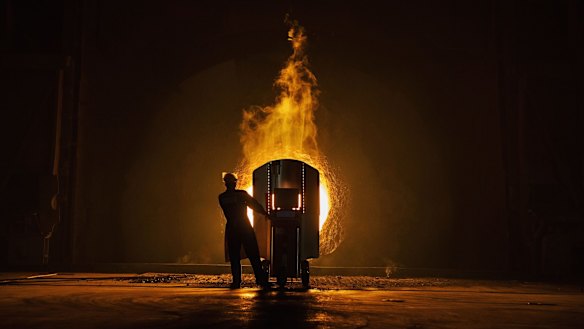 China's steel sector is under pressure to reduce carbon emissions.