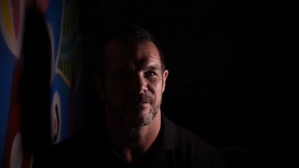 After being approached by former player Ian Roberts, the NRL is supporting same-sex marriage.