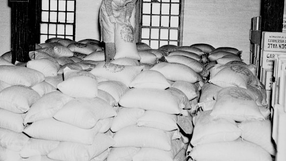 Busy scenes at the Royal Edward Victualling Yard in Sydney on September 30, 1939.