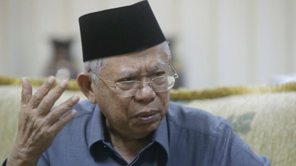 Ma'ruf Amin: Problem is not with fatwas but with those who use violence and raids to enforce them. 