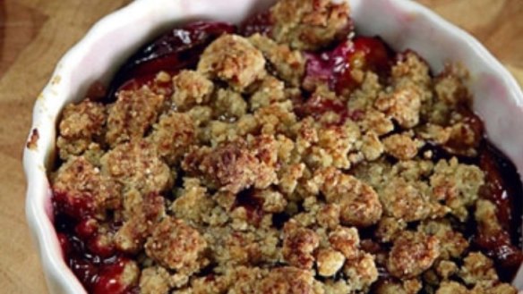 Sugar plum crumble