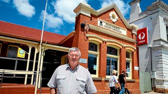 Nagambie Post Office proprietor Gerry Burdeu.