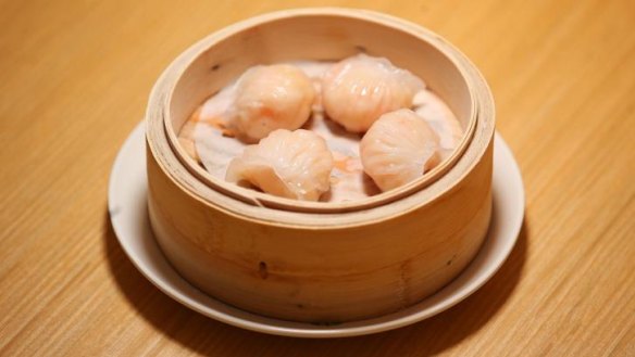 The steamed har gau prawn dumplings.