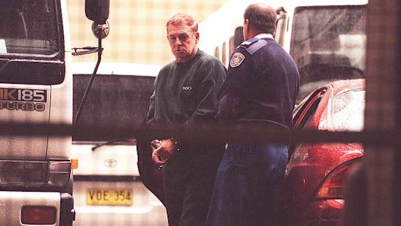 Desperate days: the famous fugitives file